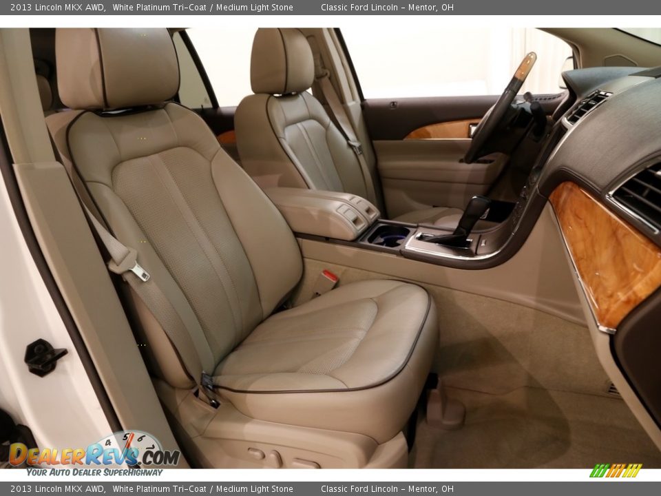 2013 Lincoln MKX AWD White Platinum Tri-Coat / Medium Light Stone Photo #14