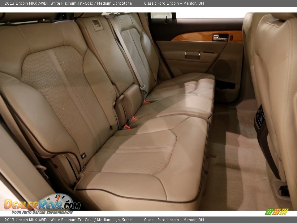2013 Lincoln MKX AWD White Platinum Tri-Coat / Medium Light Stone Photo #15