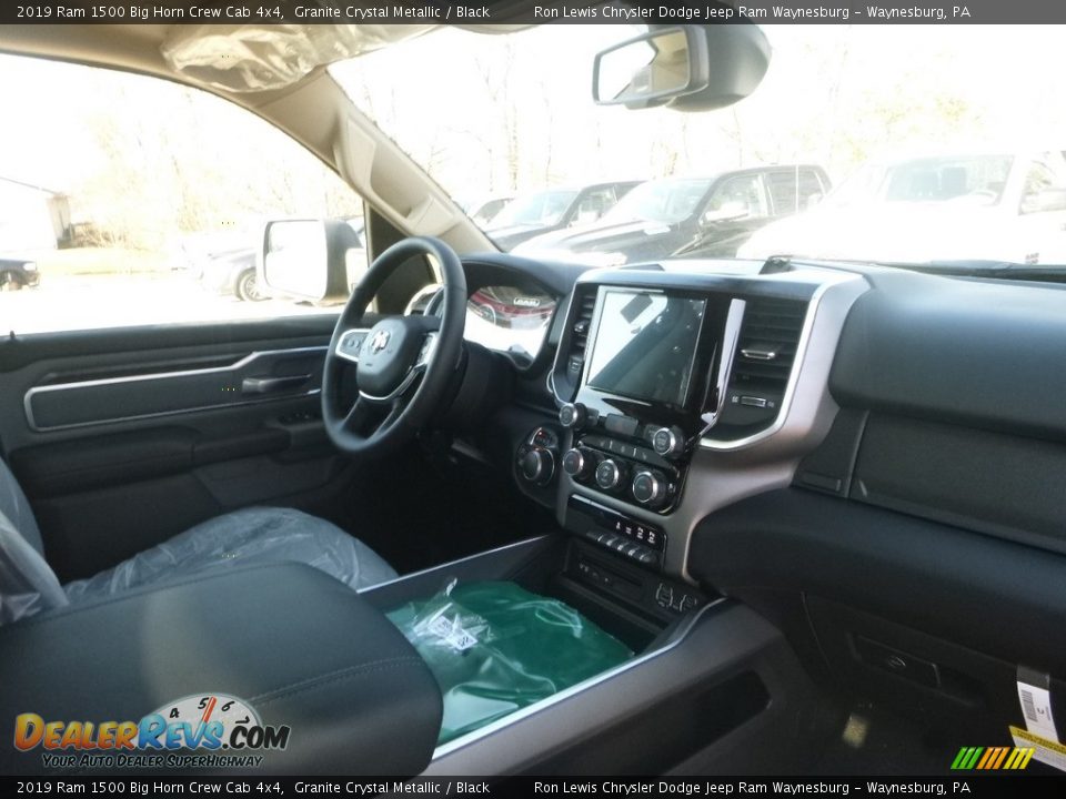 2019 Ram 1500 Big Horn Crew Cab 4x4 Granite Crystal Metallic / Black Photo #11