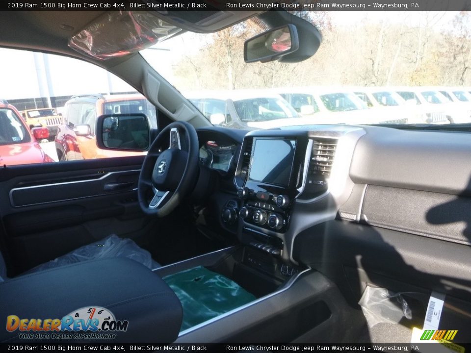 2019 Ram 1500 Big Horn Crew Cab 4x4 Billett Silver Metallic / Black Photo #4