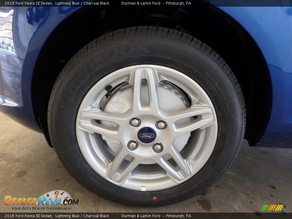 2018 Ford Fiesta SE Sedan Lightning Blue / Charcoal Black Photo #5