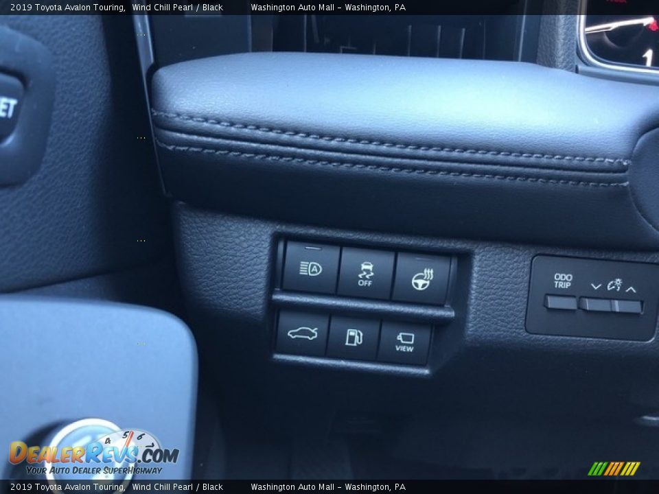 2019 Toyota Avalon Touring Wind Chill Pearl / Black Photo #16