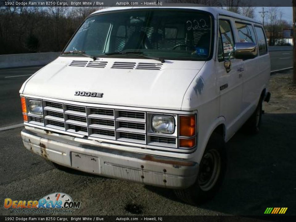 1992 Dodge Ram Van B250 Cargo Bright White / Blue Photo #3