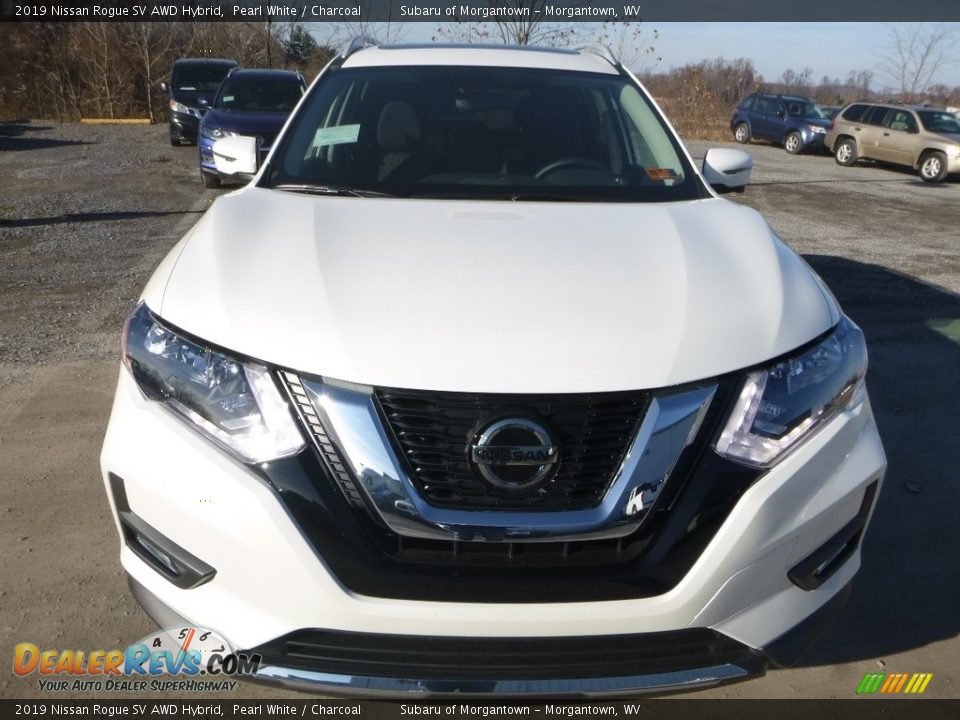 2019 Nissan Rogue SV AWD Hybrid Pearl White / Charcoal Photo #9