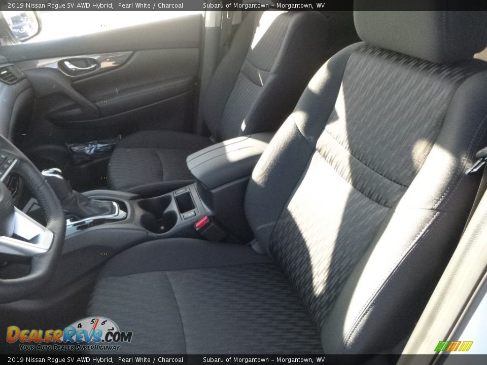 2019 Nissan Rogue SV AWD Hybrid Pearl White / Charcoal Photo #15