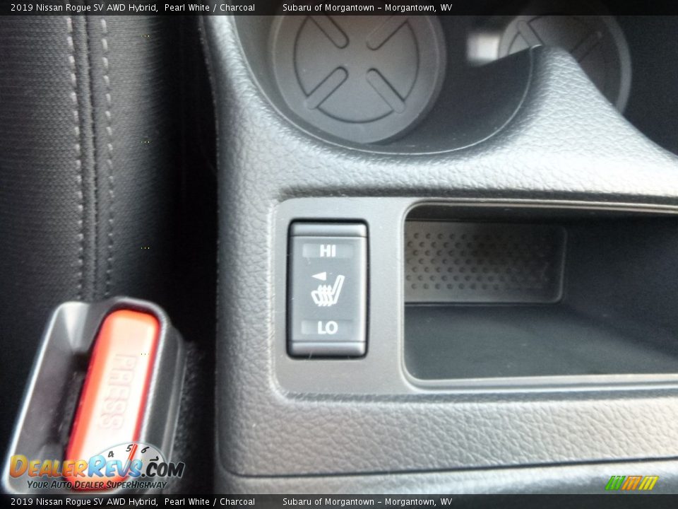 2019 Nissan Rogue SV AWD Hybrid Pearl White / Charcoal Photo #20