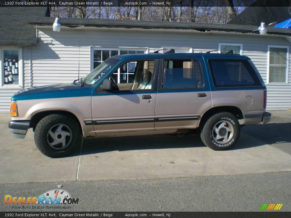 1992 Ford Explorer XLT 4x4 Cayman Green Metallic / Beige Photo #4