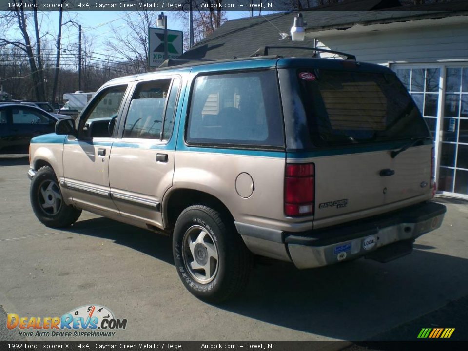 1992 Ford Explorer XLT 4x4 Cayman Green Metallic / Beige Photo #5