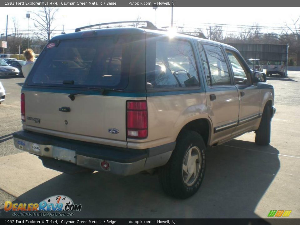 1992 Ford Explorer XLT 4x4 Cayman Green Metallic / Beige Photo #7