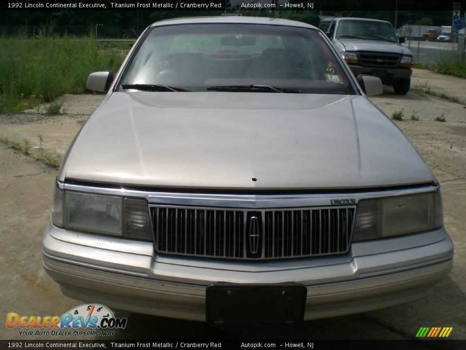 1992 Lincoln Continental Executive Titanium Frost Metallic / Cranberry Red Photo #1