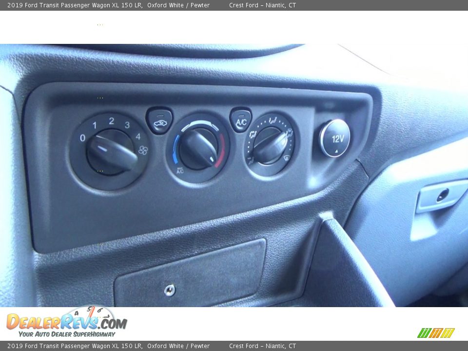 Controls of 2019 Ford Transit Passenger Wagon XL 150 LR Photo #15