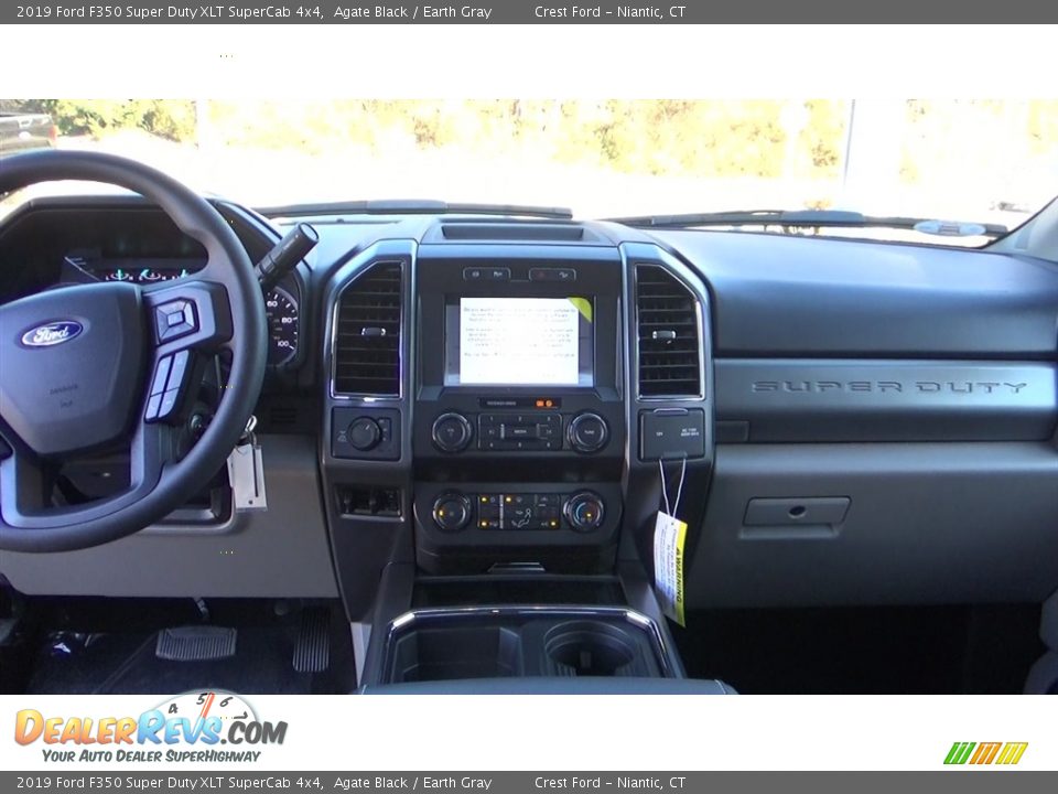 2019 Ford F350 Super Duty XLT SuperCab 4x4 Agate Black / Earth Gray Photo #18
