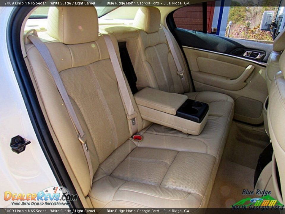 2009 Lincoln MKS Sedan White Suede / Light Camel Photo #12