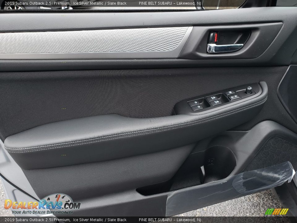 2019 Subaru Outback 2.5i Premium Ice Silver Metallic / Slate Black Photo #8