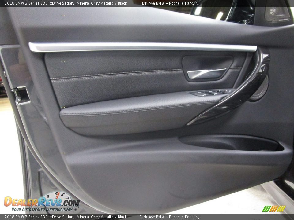 2018 BMW 3 Series 330i xDrive Sedan Mineral Grey Metallic / Black Photo #7