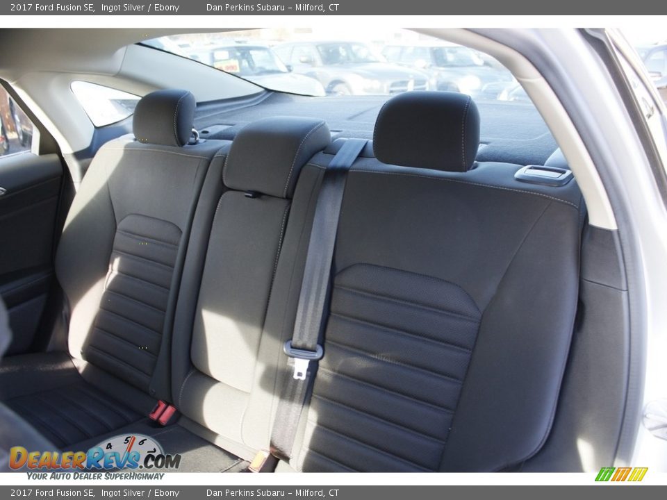 2017 Ford Fusion SE Ingot Silver / Ebony Photo #16