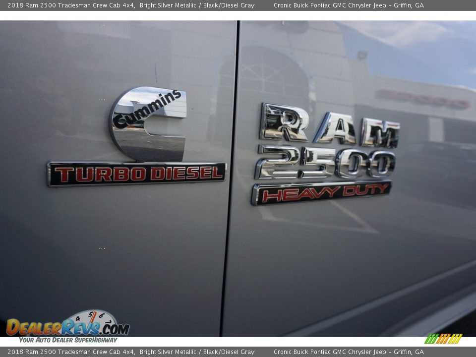 2018 Ram 2500 Tradesman Crew Cab 4x4 Bright Silver Metallic / Black/Diesel Gray Photo #8
