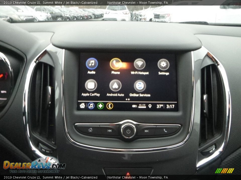 2019 Chevrolet Cruze LS Summit White / Jet Black/­Galvanized Photo #17