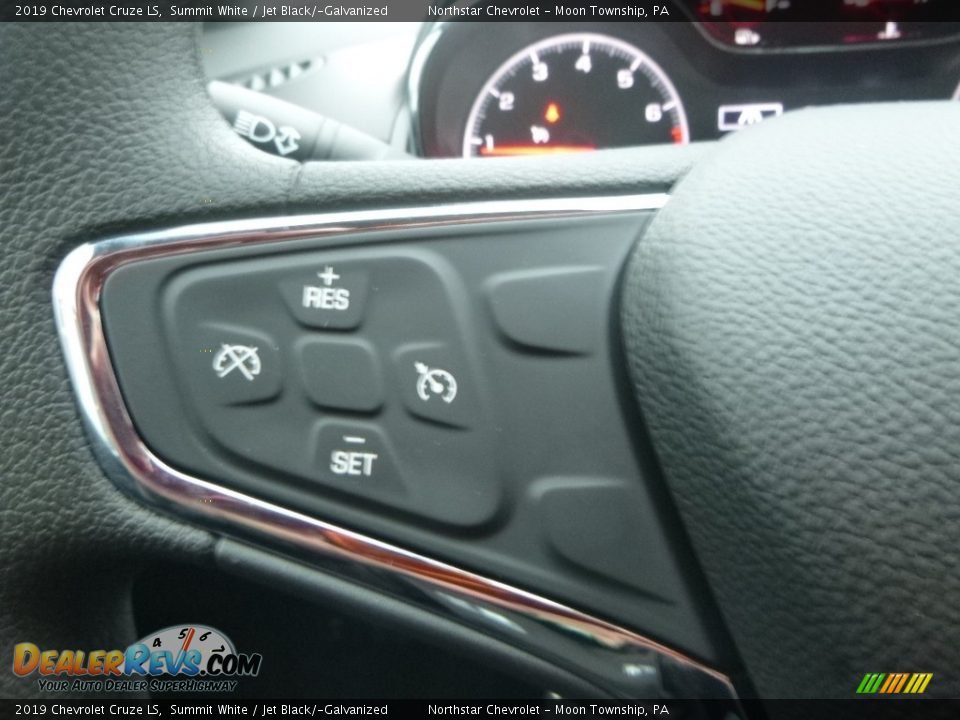 2019 Chevrolet Cruze LS Summit White / Jet Black/­Galvanized Photo #20