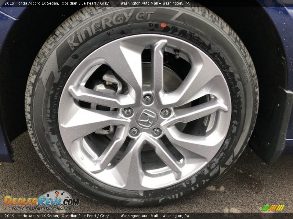 2019 Honda Accord LX Sedan Wheel Photo #5