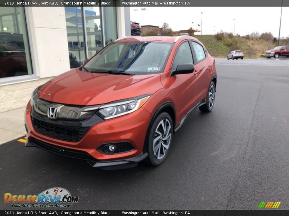 Front 3/4 View of 2019 Honda HR-V Sport AWD Photo #12