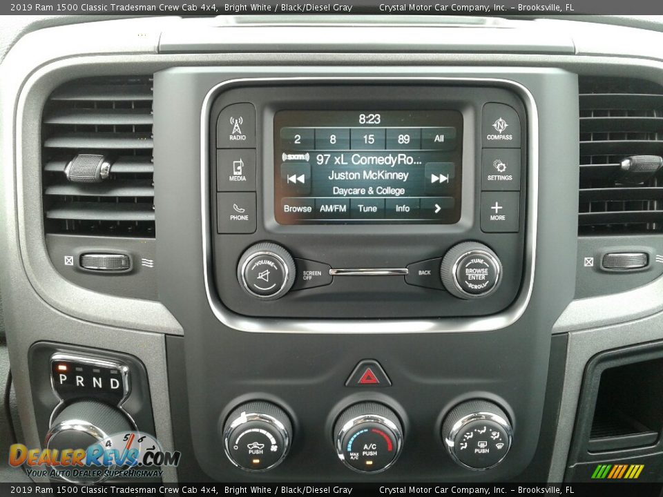 2019 Ram 1500 Classic Tradesman Crew Cab 4x4 Bright White / Black/Diesel Gray Photo #15