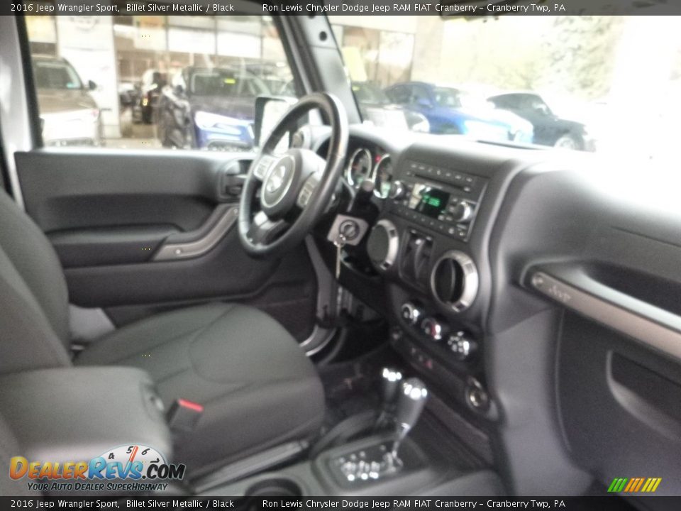 2016 Jeep Wrangler Sport Billet Silver Metallic / Black Photo #11