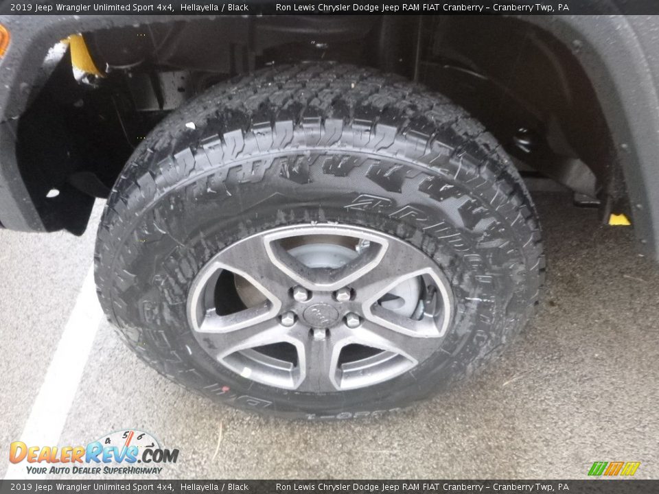 2019 Jeep Wrangler Unlimited Sport 4x4 Hellayella / Black Photo #2