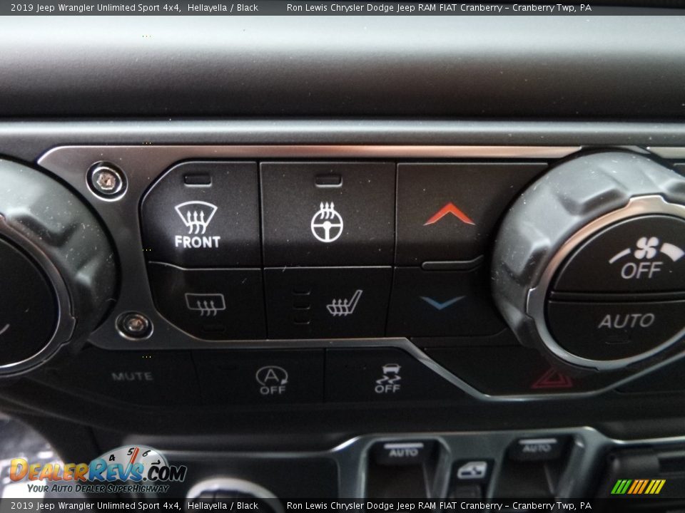 2019 Jeep Wrangler Unlimited Sport 4x4 Hellayella / Black Photo #16
