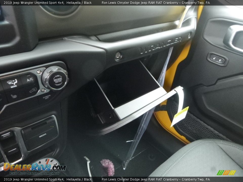 2019 Jeep Wrangler Unlimited Sport 4x4 Hellayella / Black Photo #20