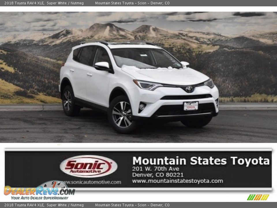 2018 Toyota RAV4 XLE Super White / Nutmeg Photo #1