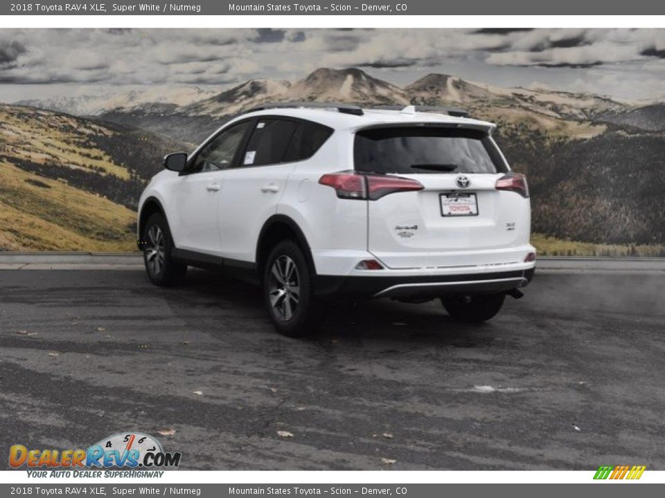 2018 Toyota RAV4 XLE Super White / Nutmeg Photo #3
