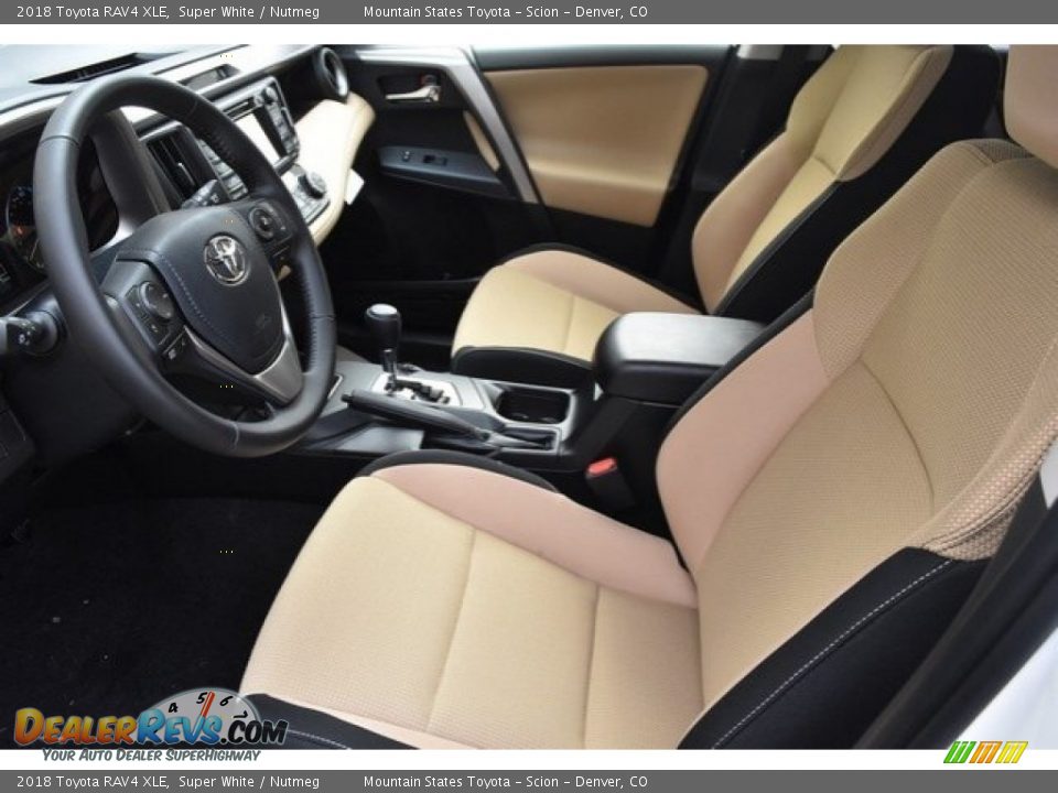 2018 Toyota RAV4 XLE Super White / Nutmeg Photo #6