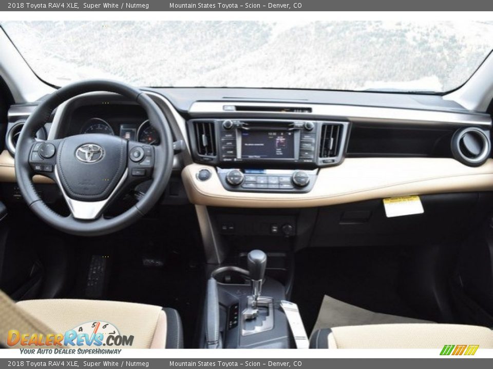 2018 Toyota RAV4 XLE Super White / Nutmeg Photo #8