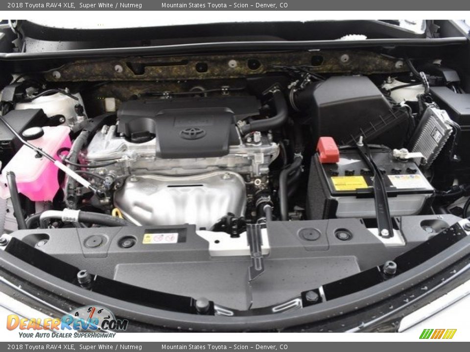 2018 Toyota RAV4 XLE Super White / Nutmeg Photo #32