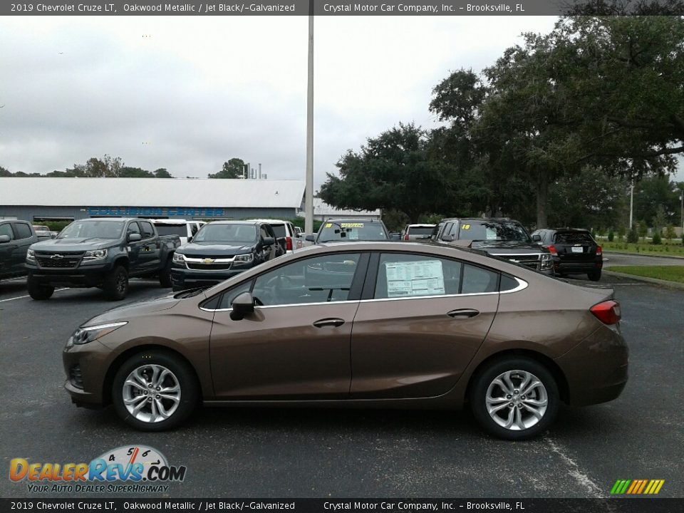 2019 Chevrolet Cruze LT Oakwood Metallic / Jet Black/­Galvanized Photo #2