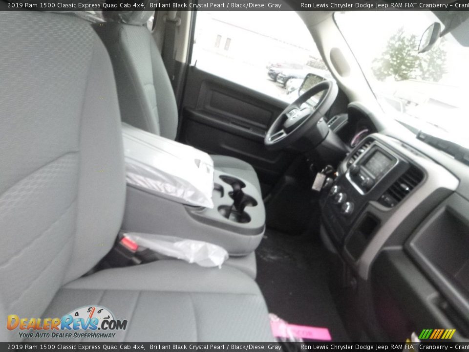 2019 Ram 1500 Classic Express Quad Cab 4x4 Brilliant Black Crystal Pearl / Black/Diesel Gray Photo #10