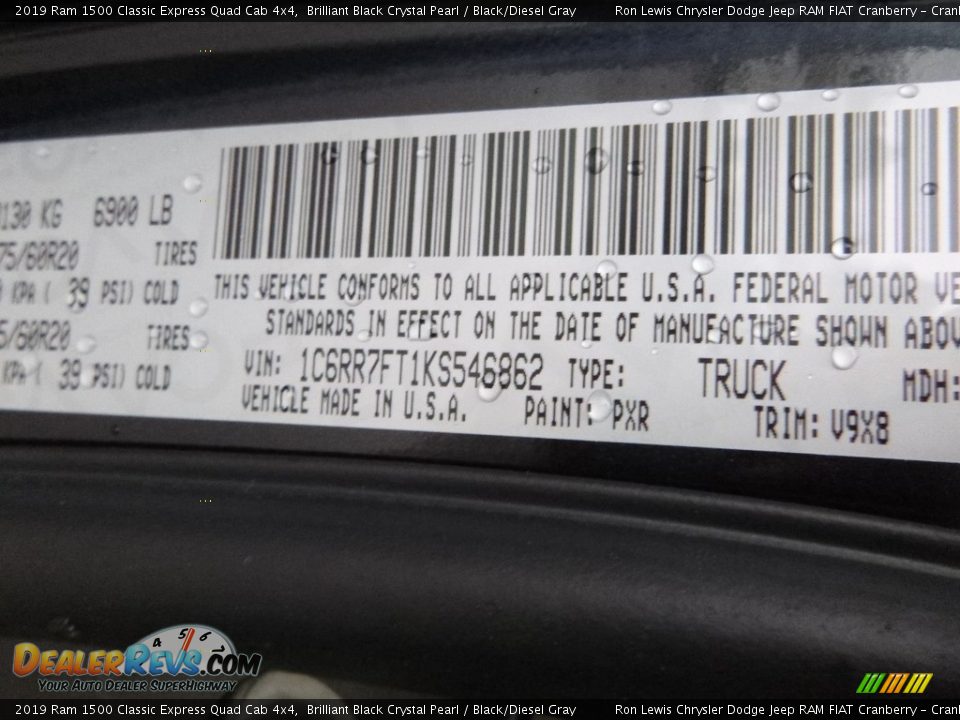 2019 Ram 1500 Classic Express Quad Cab 4x4 Brilliant Black Crystal Pearl / Black/Diesel Gray Photo #16