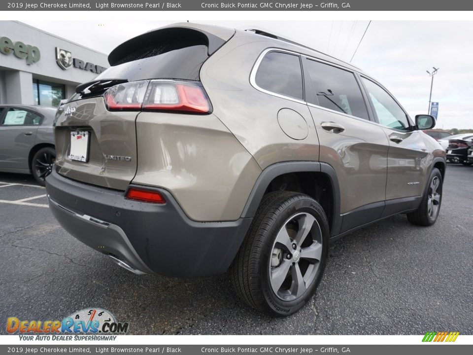 2019 Jeep Cherokee Limited Light Brownstone Pearl / Black Photo #12