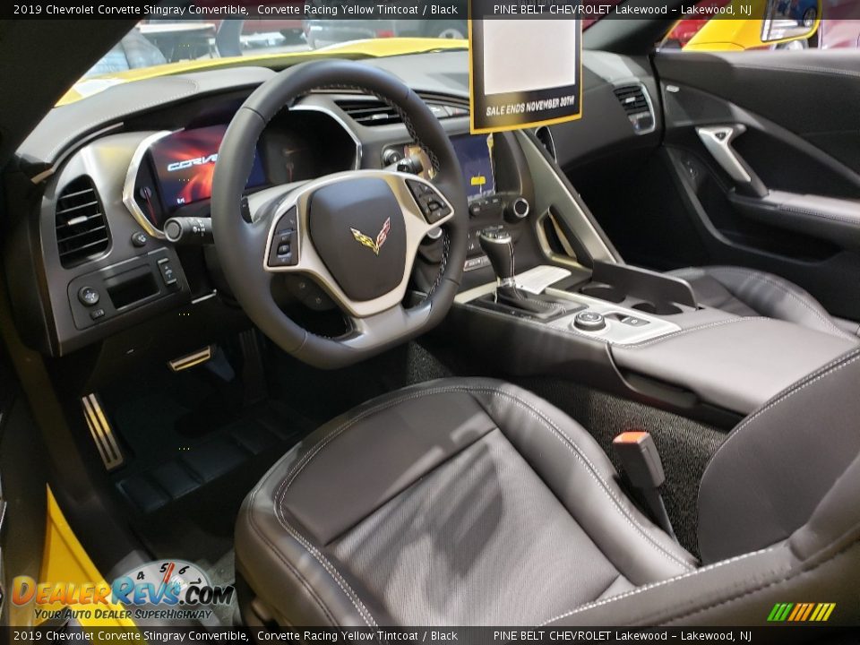 Front Seat of 2019 Chevrolet Corvette Stingray Convertible Photo #9