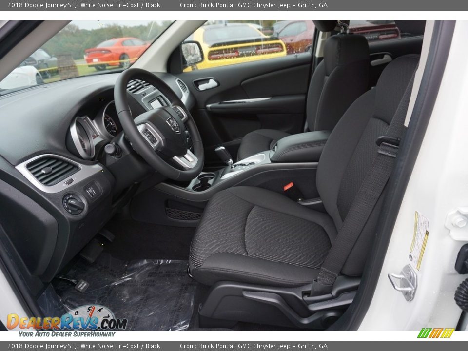 2018 Dodge Journey SE White Noise Tri-Coat / Black Photo #4