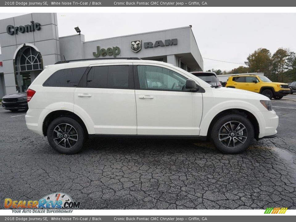 2018 Dodge Journey SE White Noise Tri-Coat / Black Photo #10
