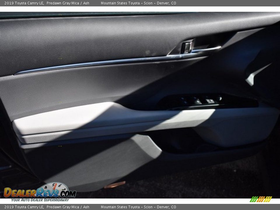 2019 Toyota Camry LE Predawn Gray Mica / Ash Photo #20