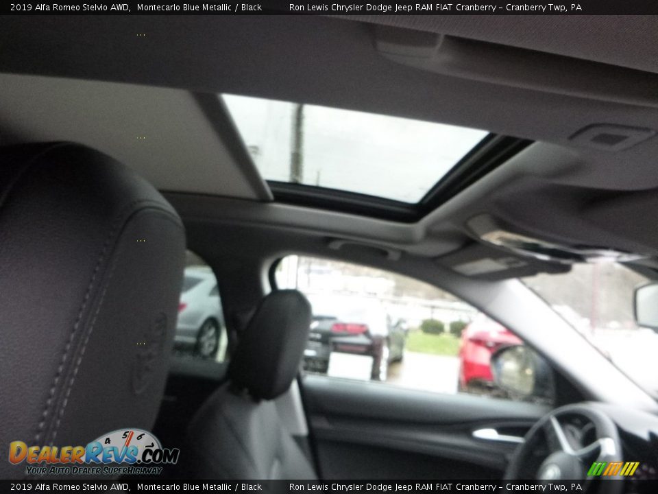 2019 Alfa Romeo Stelvio AWD Montecarlo Blue Metallic / Black Photo #16
