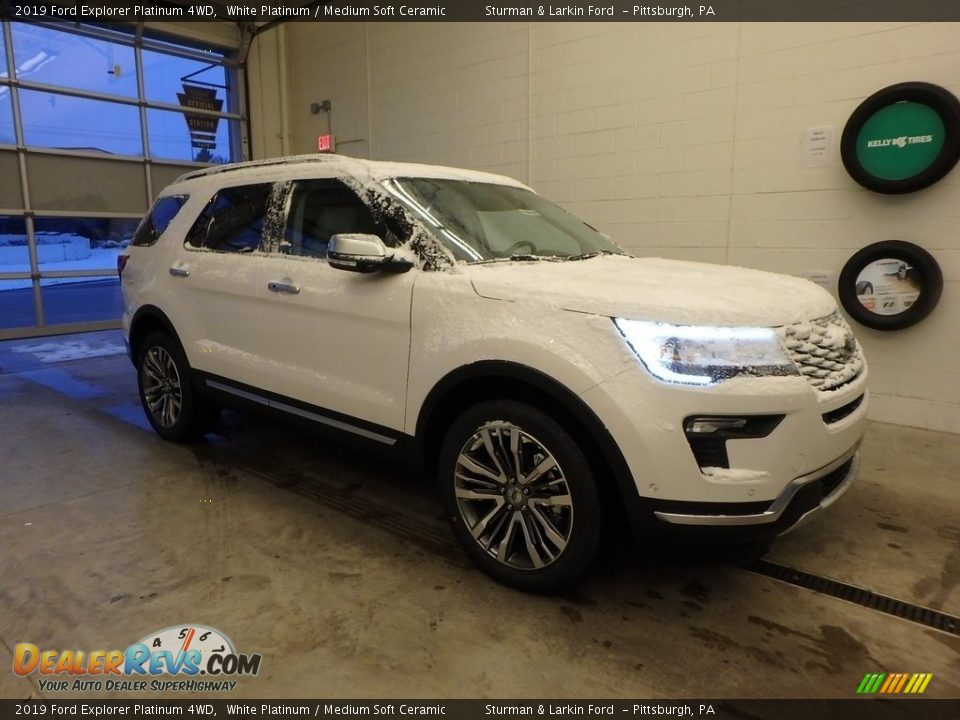 2019 Ford Explorer Platinum 4WD White Platinum / Medium Soft Ceramic Photo #1