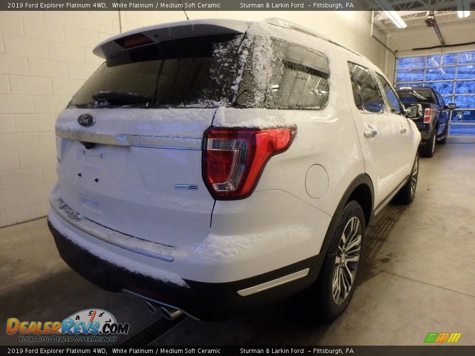 2019 Ford Explorer Platinum 4WD White Platinum / Medium Soft Ceramic Photo #2