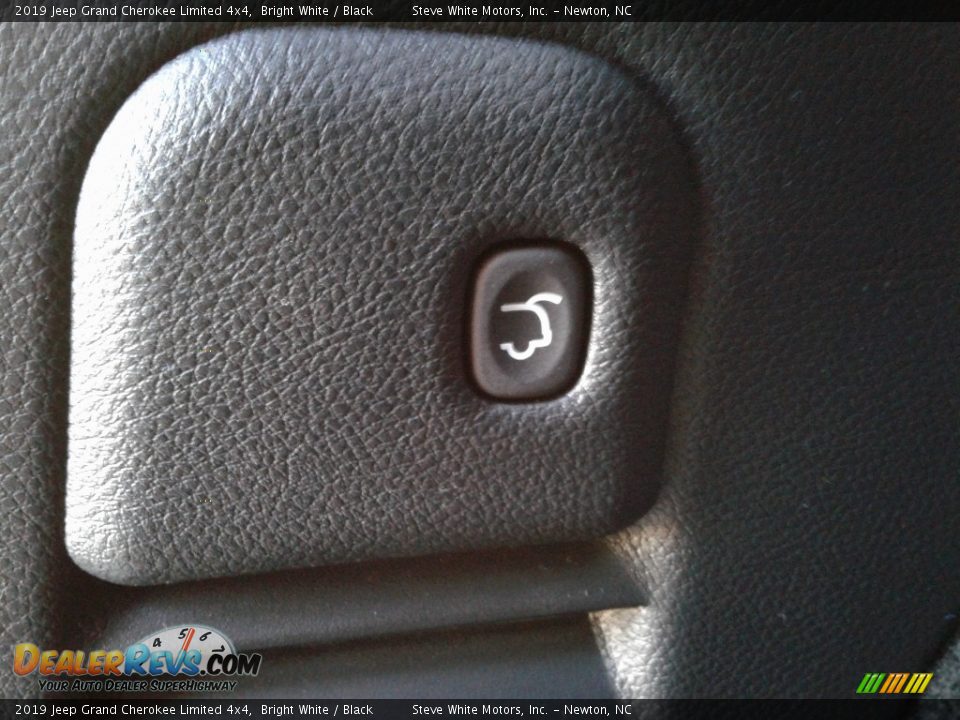 2019 Jeep Grand Cherokee Limited 4x4 Bright White / Black Photo #12