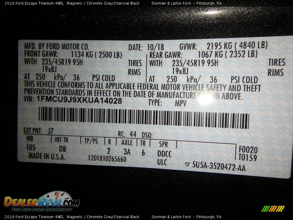 2019 Ford Escape Titanium 4WD Magnetic / Chromite Gray/Charcoal Black Photo #10