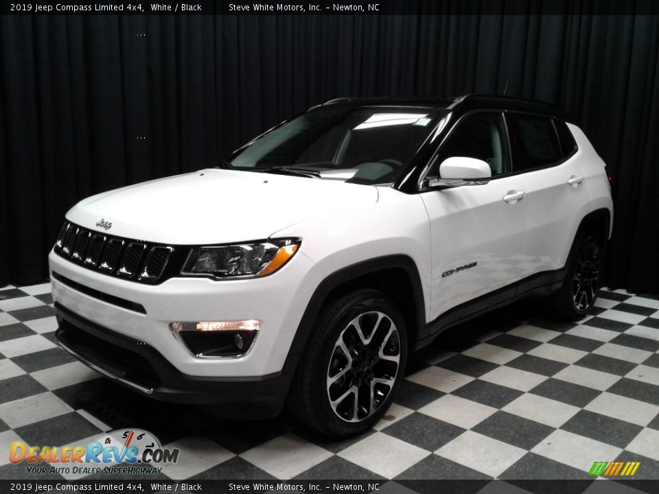 2019 Jeep Compass Limited 4x4 White / Black Photo #2