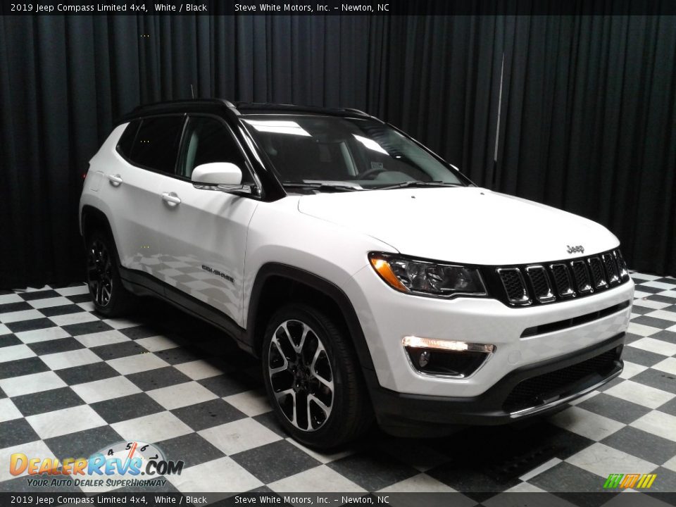 2019 Jeep Compass Limited 4x4 White / Black Photo #4